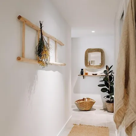 Botijo - 2 Bedrooms In Eixample Esquerra *